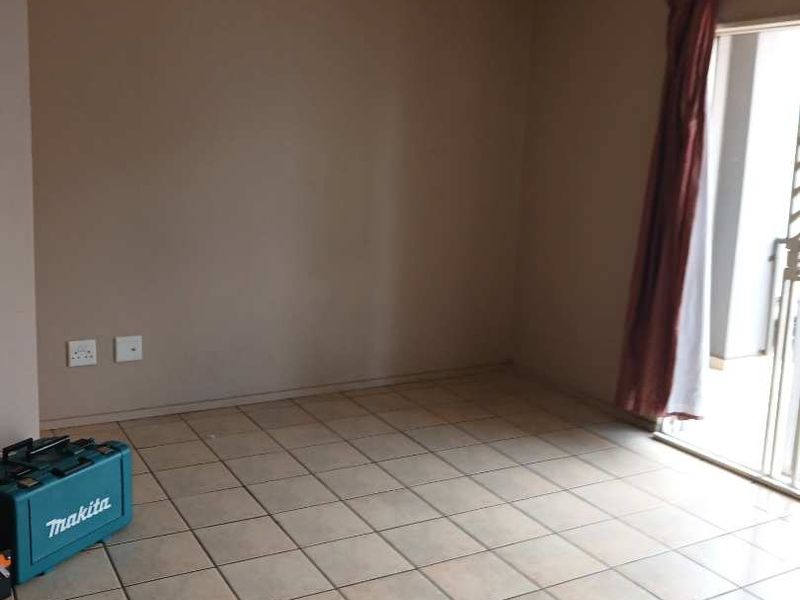 Beautiful 2 bedroom apartment - Photo 3
