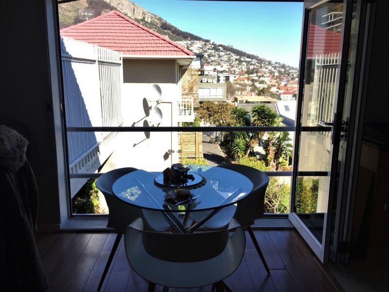 AIRBNB APARTMENT IN SEA POINT - Photo 4