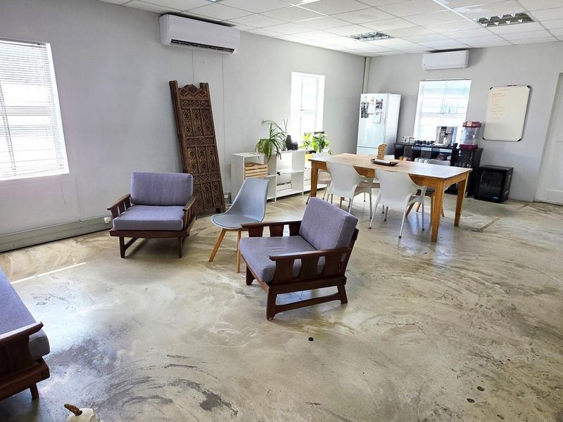 Modern First Floor Office in Westlake Business Park - Photo 6