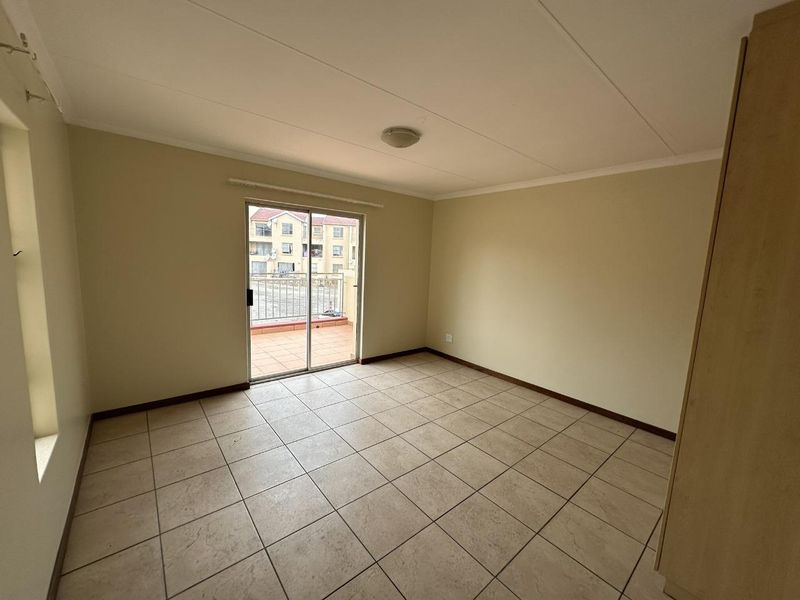 TWO BEDROOM APARTMENT IN VORNA VALLEY,MIDRAND -1 MAY 2026 - Photo 7