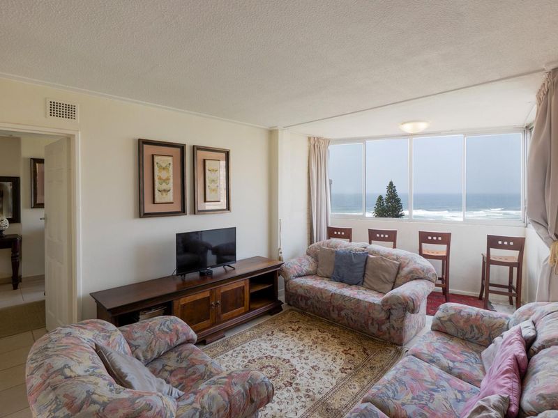 Spacious seaside living - Photo 3