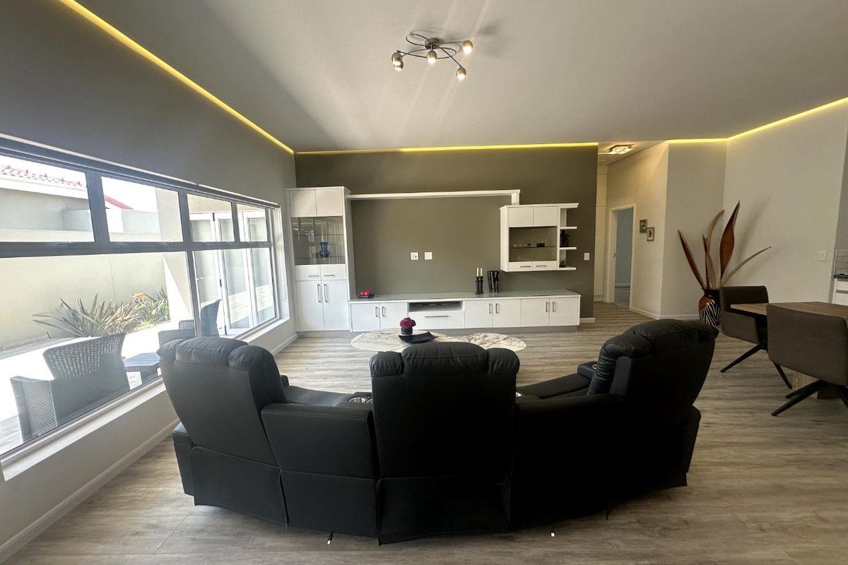 Swakopmund Retirement House - To Rent - Photo 2