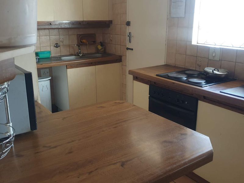 Convenience & Splendour - Photo 6