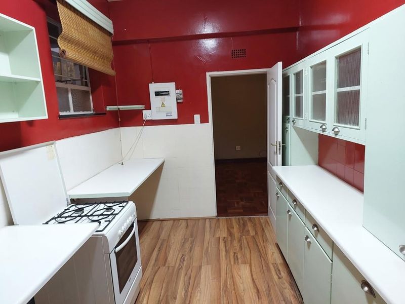2 BEDROOM APARTMENT TO RENT IN ROSEBANK - Photo 6