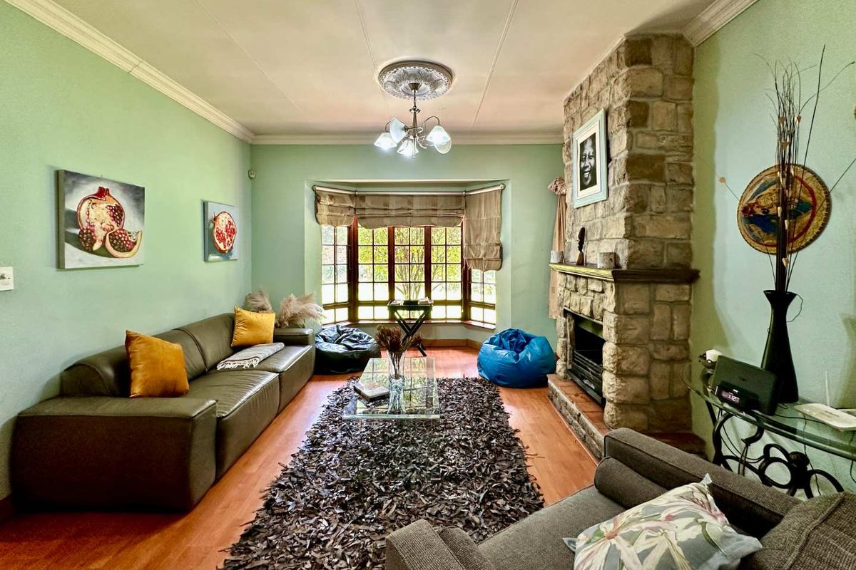 Exquisite 4-Bedroom Home in Olivedale – Your Perfect Sanctuary Awaits - Photo 5