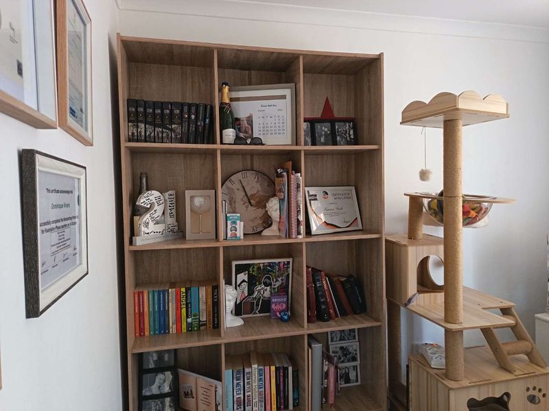 Comfortable Family Living in a Convenient Location - Photo 10