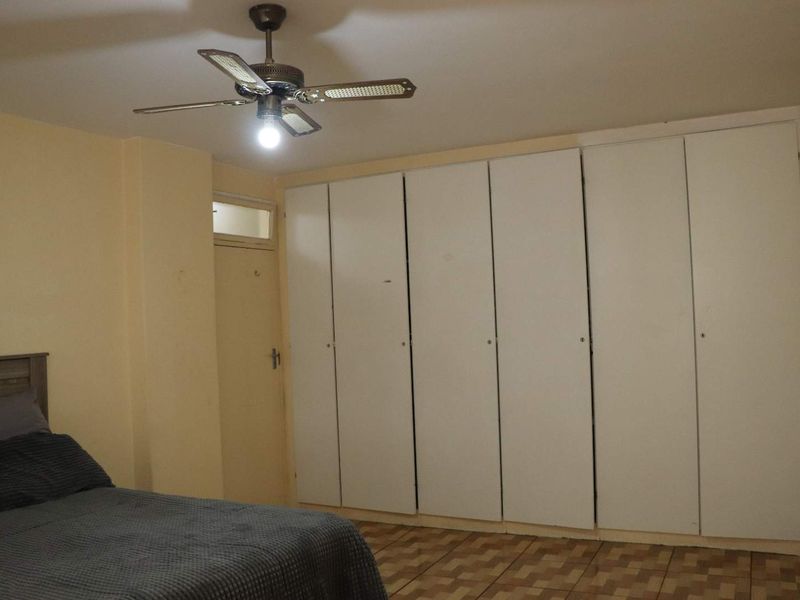 Unit for sale in East Lake Florida - Photo 8