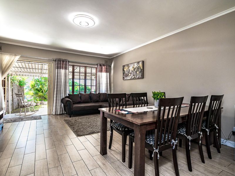 For Sale | New Germany  | 2 Bedroom 1.5 Bathroom Cosy Townhouse - Photo 5