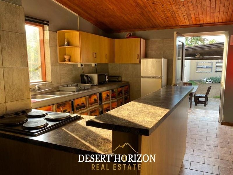 Walvisbay, Central | Backpackers house with licenses for sale - Photo 8