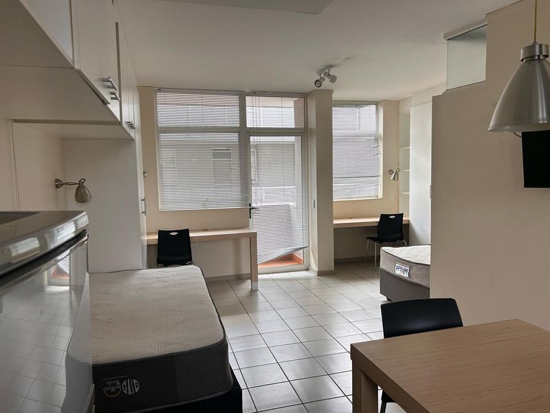 Shared Student Accommodation with Modern Amenities - Photo 5