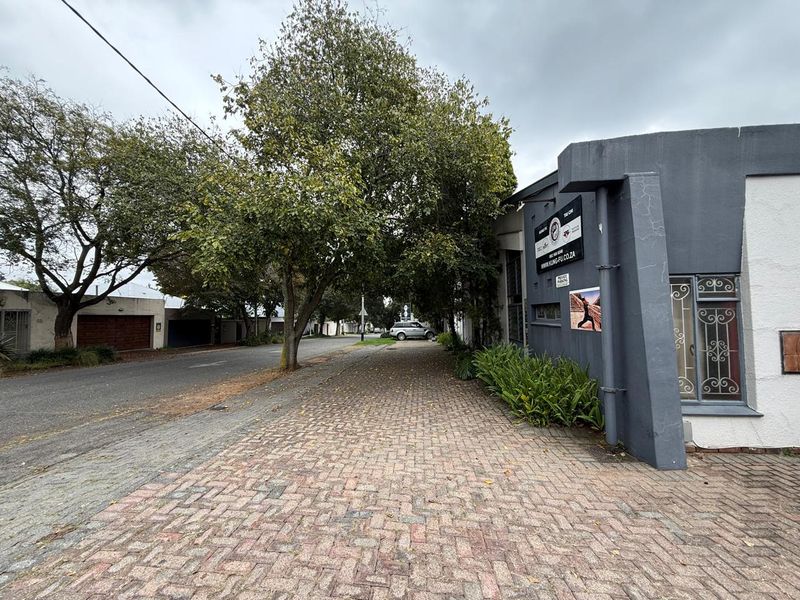 Charming Parkhurst Property for Sale - R7,900,000 - Photo 6