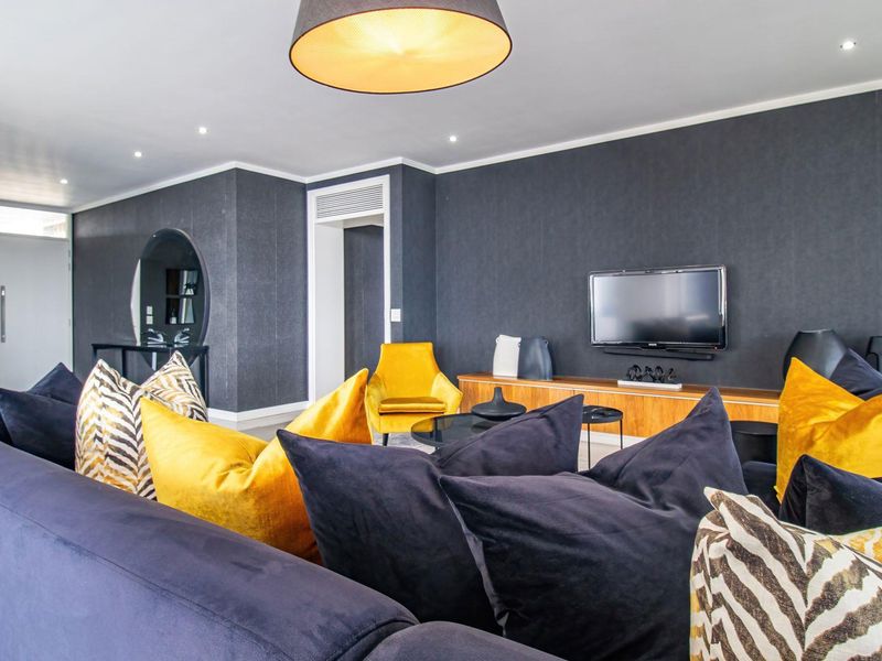 3 Bed Apartment for Sale In Morningside - Photo 5