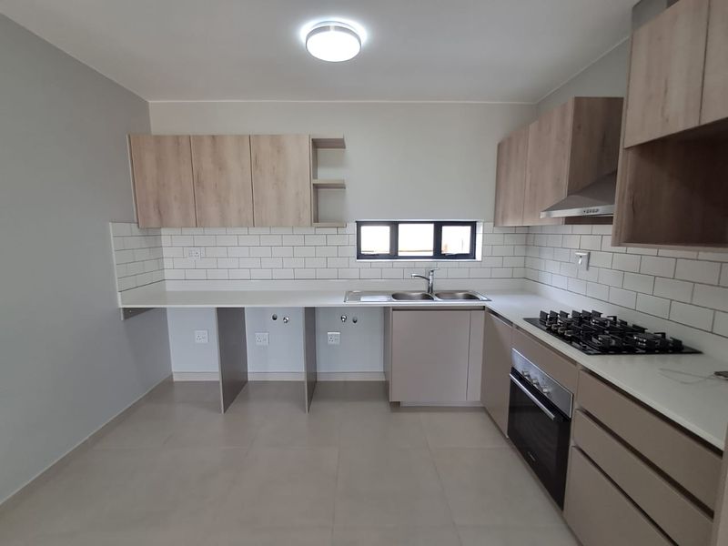 2 Bedroom Apartment in Hartland Fynbos Heuwels - 1 September 2026 - Photo 5
