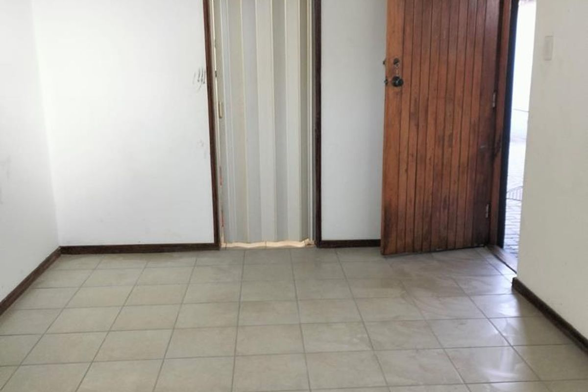 Garden Cottage - Photo 2