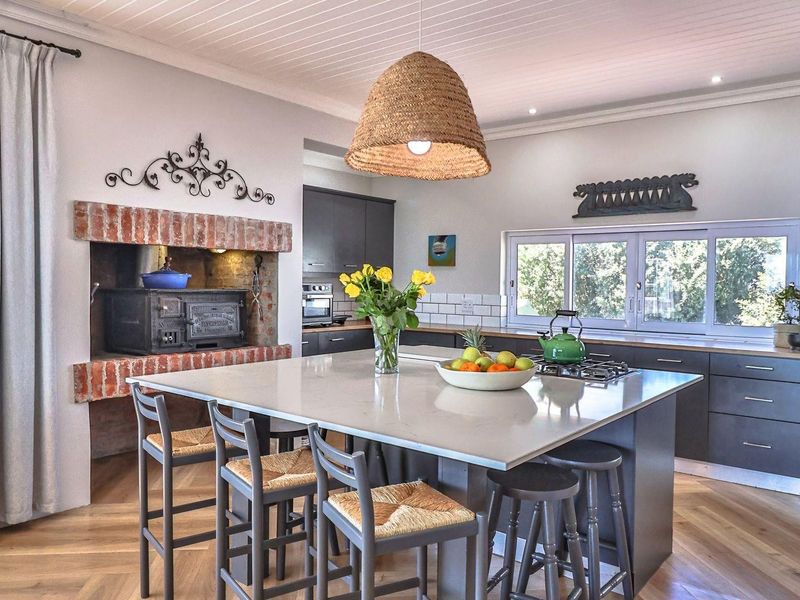 Seaside Stunner in De Kelders - Photo 8