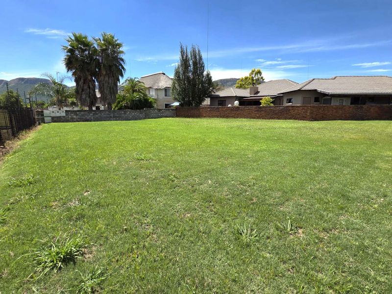 Waterfront Stand in Da Nice Estate - Photo 4