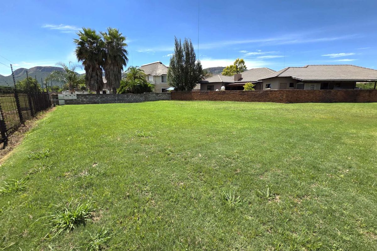 Waterfront Stand in Da Nice Estate - Photo 4