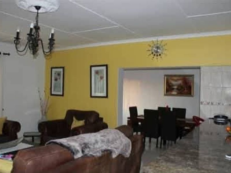 This beautifully maintained home offers spacious living in a prime location! This property is located close to the Private School and in walking distance of the - Photo 3