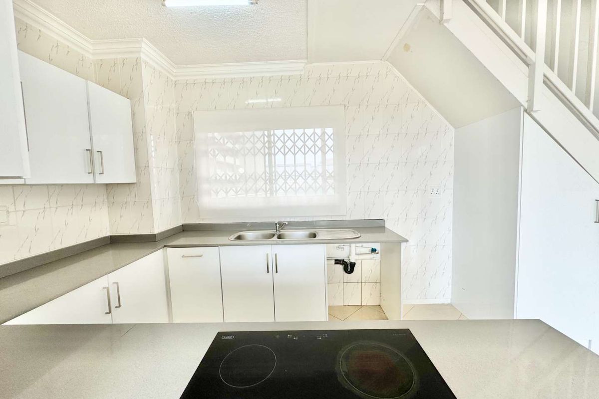 Hendra Estates - Stunning 3 Bedroom Apartment For Rent In Prime Umhlanga Ridge - Photo 2