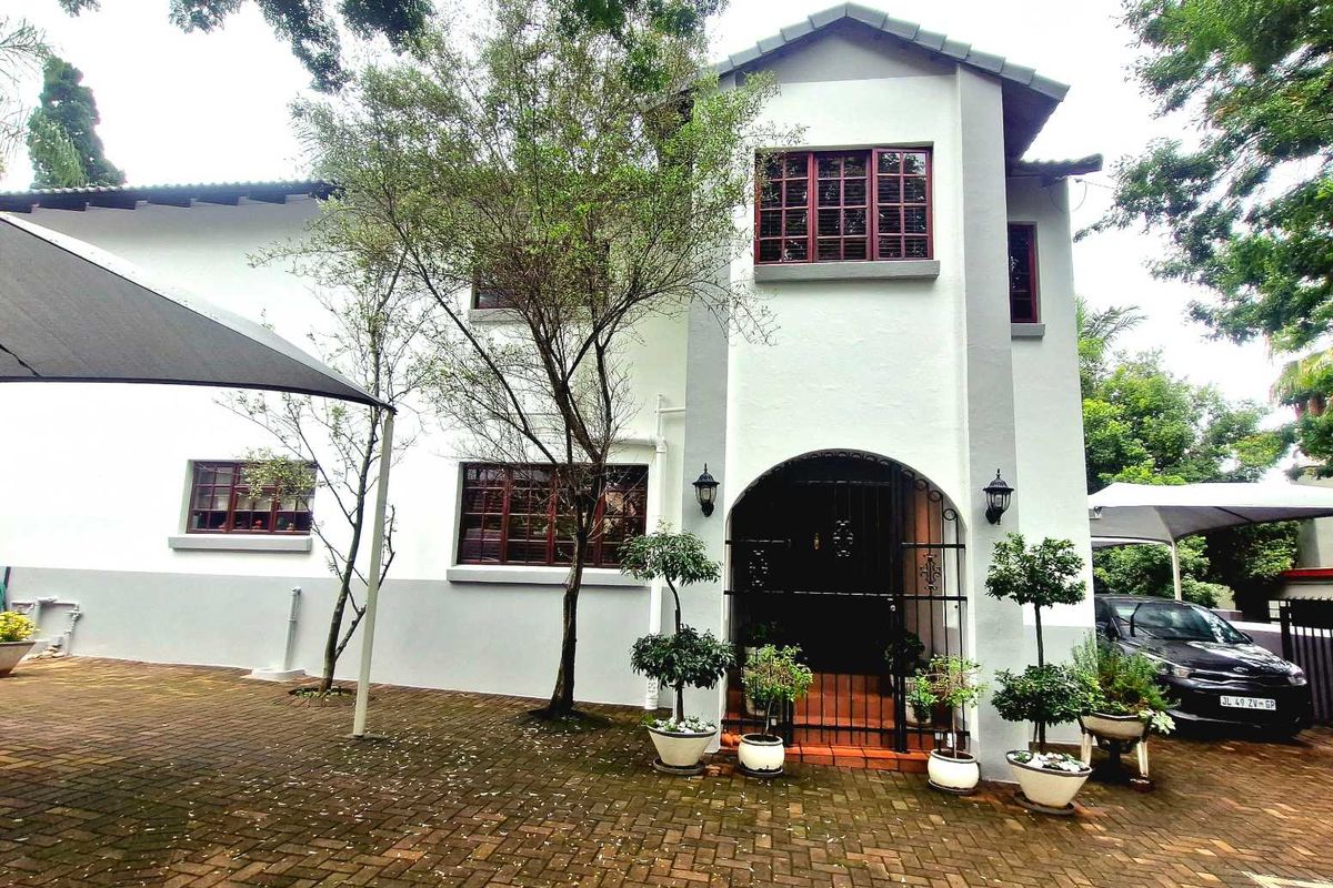 PRISTINE FAMILY HAVEN - Photo 4