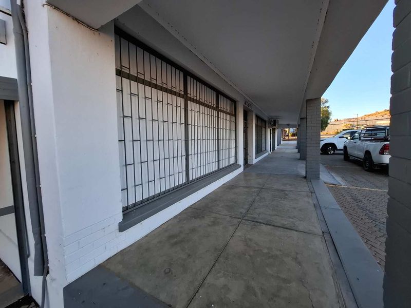 Immaculate Commercial Property with Endless Potential – Keimoes - Photo 2