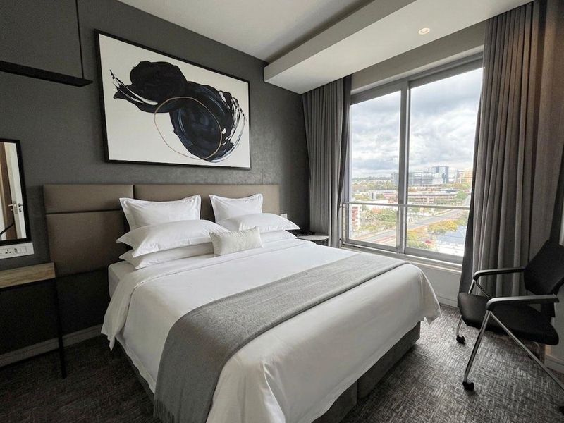 FULLY FURNISHED APARTMENT AT THE CAPITAL AVAILABLE - Photo 7