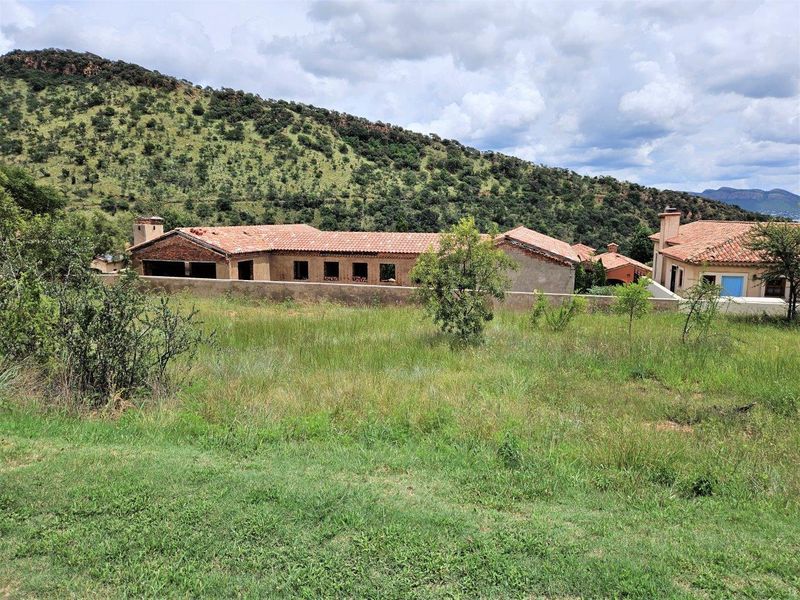 596m2 Vacant Land in Estate D'Afrique - Photo 3