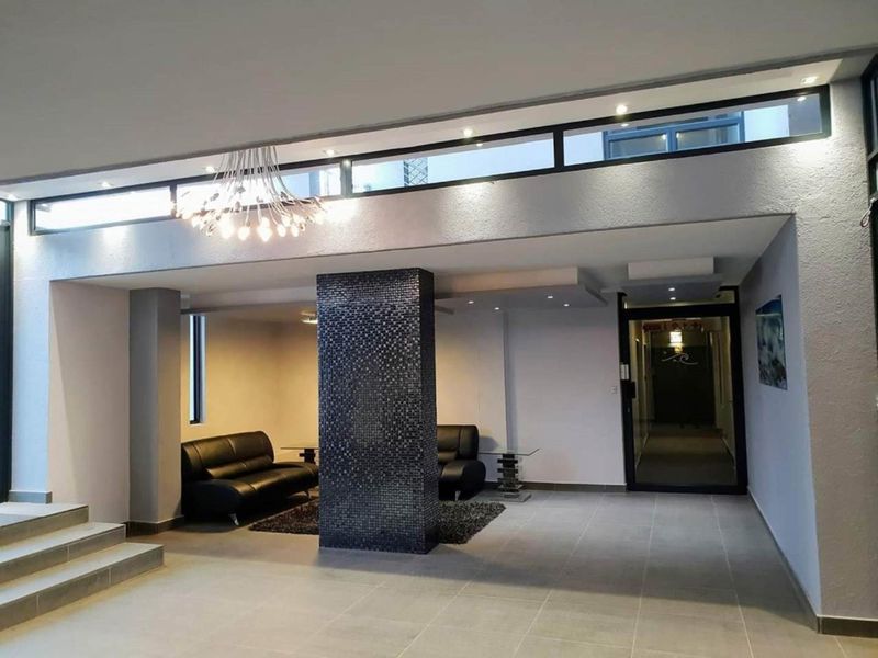 Apartment for sale in Exclusive Beachfront complex. - Photo 6