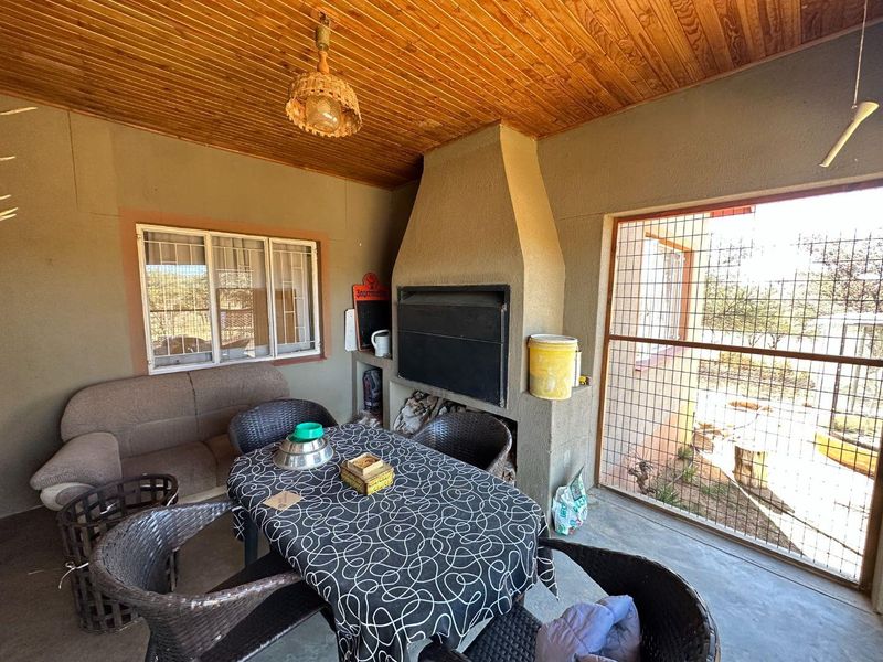 3 Bedroom House For Sale in Brakwater - Photo 7