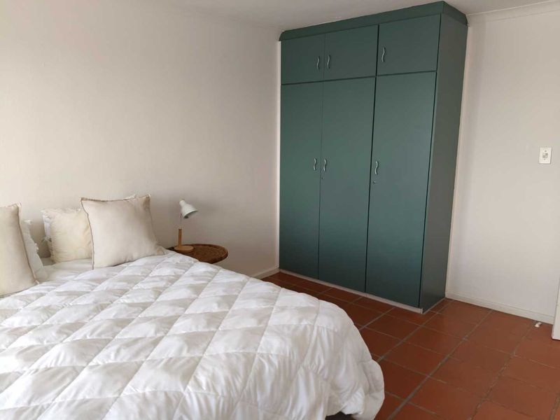 4 BEDROOM TOWNHOUSE WITH SEA VIEWS - Photo 9