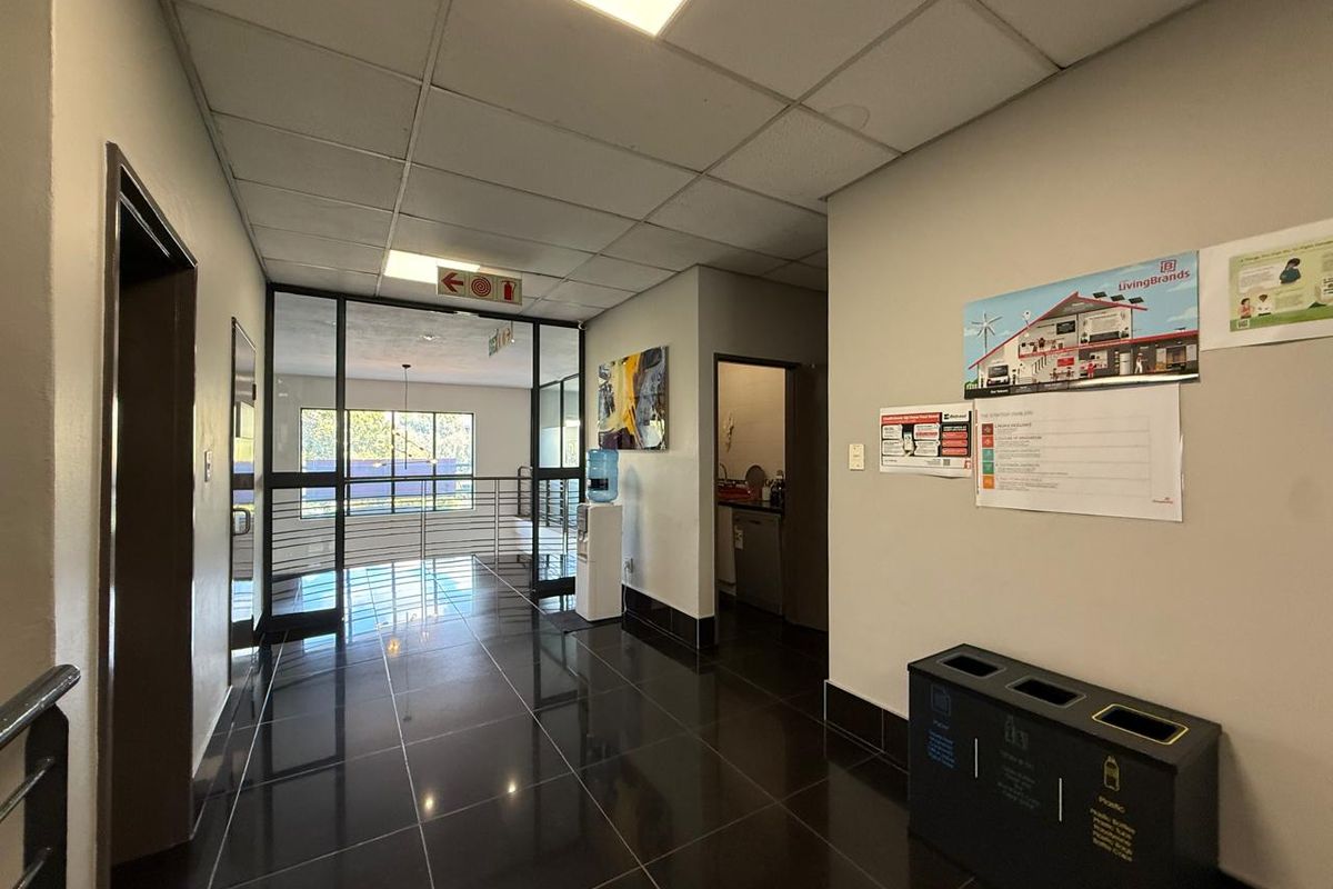 Prime Office Space Available for Lease in Pineslopes - 1489m2 - Photo 2