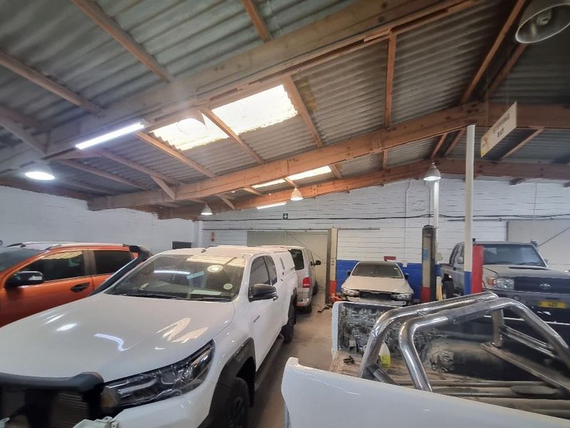 Established Auto Body Repair Business for Sale – Fully Equipped and Operational - Photo 4