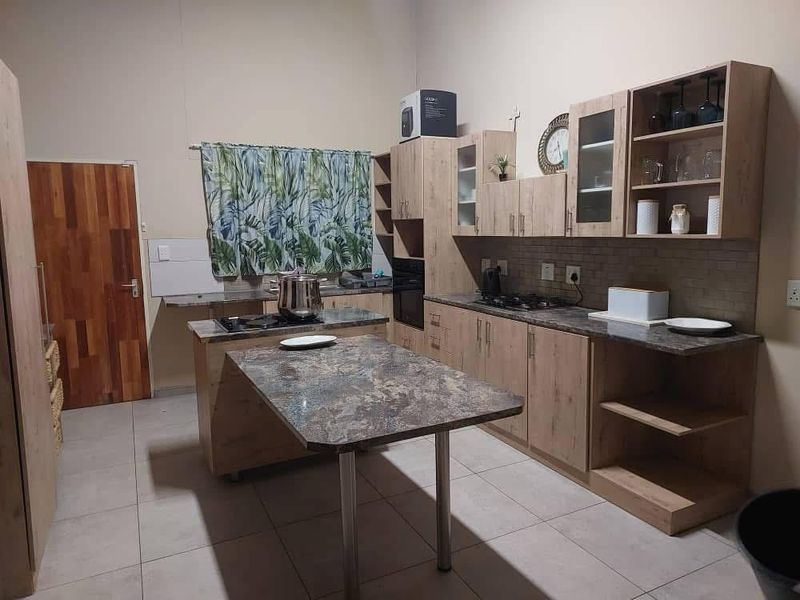 For Sale – Rehoboth Block F  Price: N$ 1.25 million (excluding cost) - Photo 6