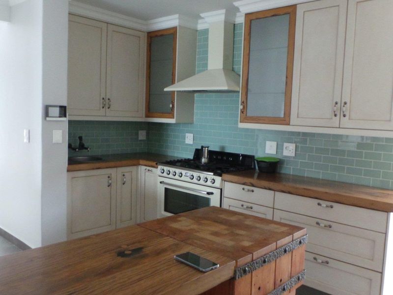 Perfect Masterpiece! Prime Location! - Photo 6