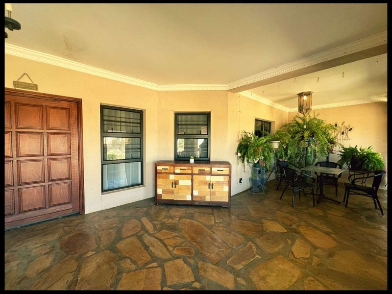 Omaruru Wildlife Estate, Omaruru:  Lifestyle Smallholding WITH ELABORATE Home is for Sale - Photo 6