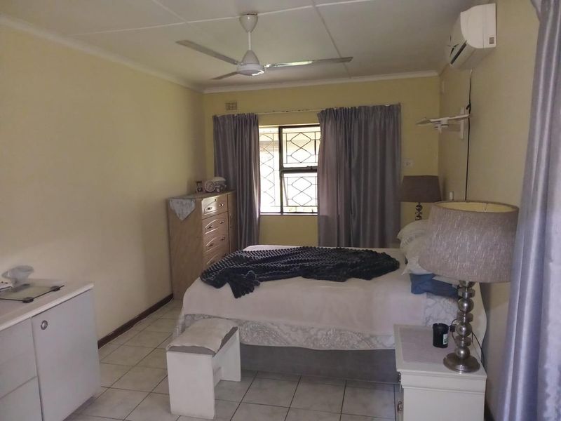 Exclusive Sole Mandate | Spacious Family Home in Veld en Vlei, Richards Bay| R1 700 000 - Photo 6