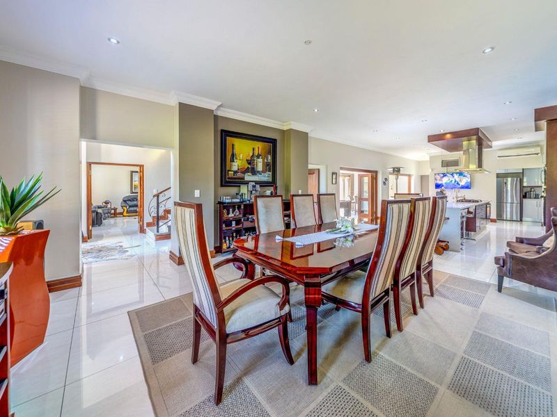 Privacy & Prestige! Stunning 5-Bedroom Home in Faerie Glen's Prime Leeuwberg Estate - Photo 10
