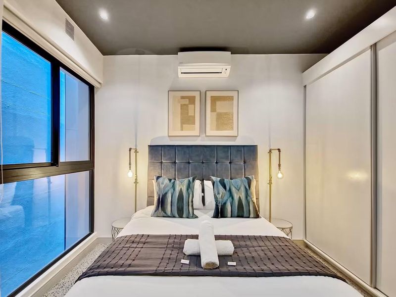 Fully Furnished Chic City Pad - Photo 8