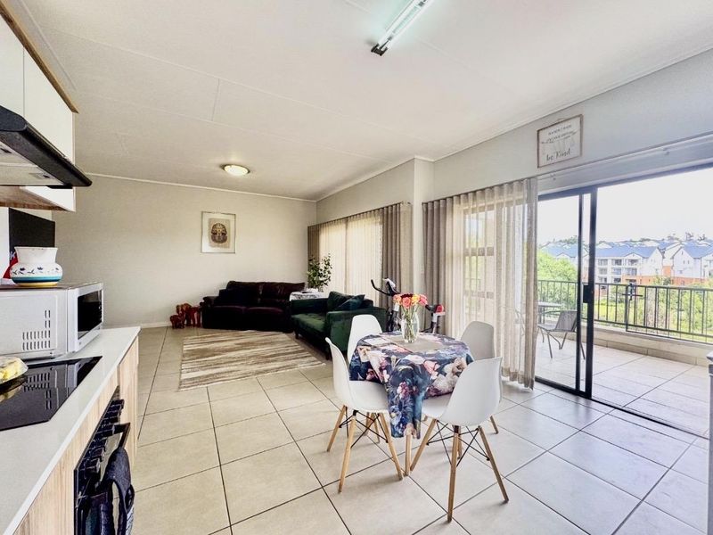 Move-In Ready Luxury Apartment in Linbro Park Sandton - Photo 9