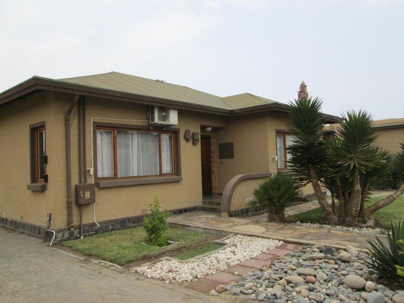 Property with so much potential - Photo 4