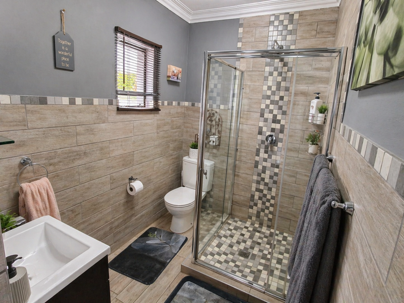 4 bedroom House for sale in Meyerspark - Photo 10