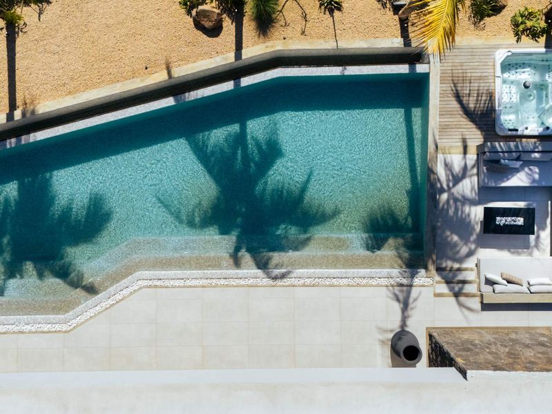 Exceptional Villa on Mont Choisy Golf - Photo 2