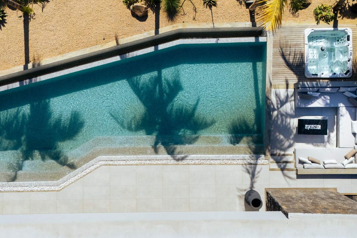 Exceptional Villa on Mont Choisy Golf - Photo 2