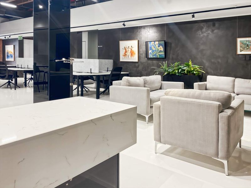 Access professional office space in Regus The Foundry. - Photo 6