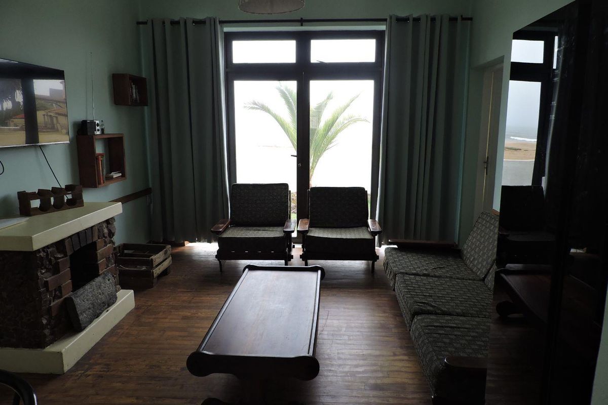 FOR SALE- SEA VIEW HOUSE IN VINETA, SWAKOPMUND, NAMIBIA - Photo 5