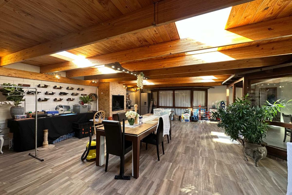 Stunning 3-Bedroom Home in Ocean View. - Photo 4