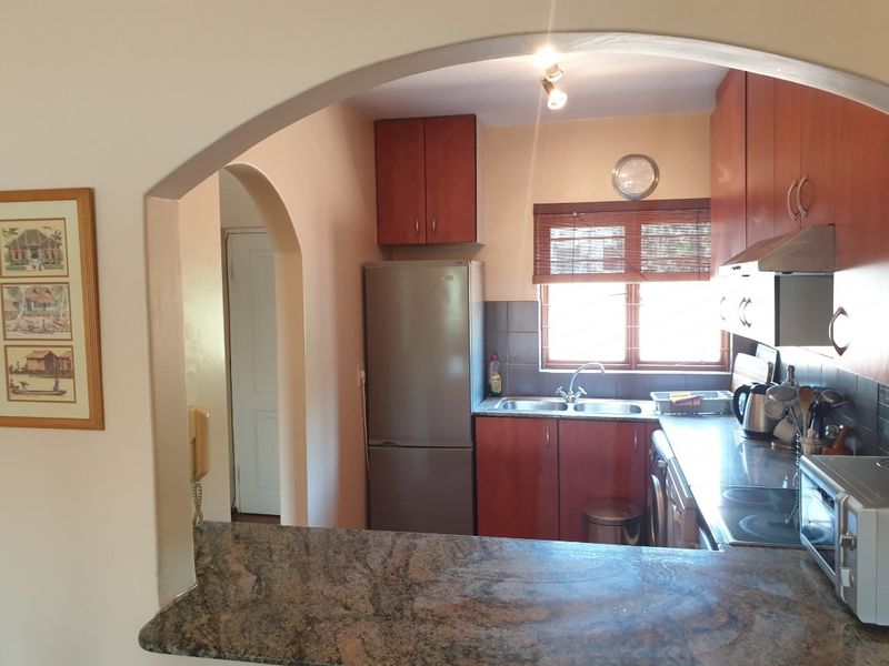 2 BEDROOM FURNISHED APARTMENT TO RENT IN SANDTON. - Photo 4