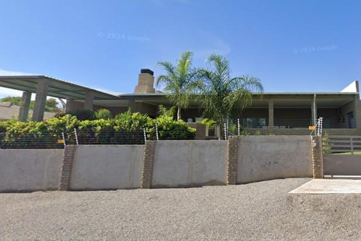 Your Dream Family Home in Outjo Awaits - Photo 2