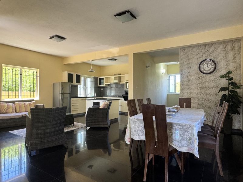 Charming 3-Bedroom Villa in La Salette – Move-In Ready & Rarely Used - Photo 6