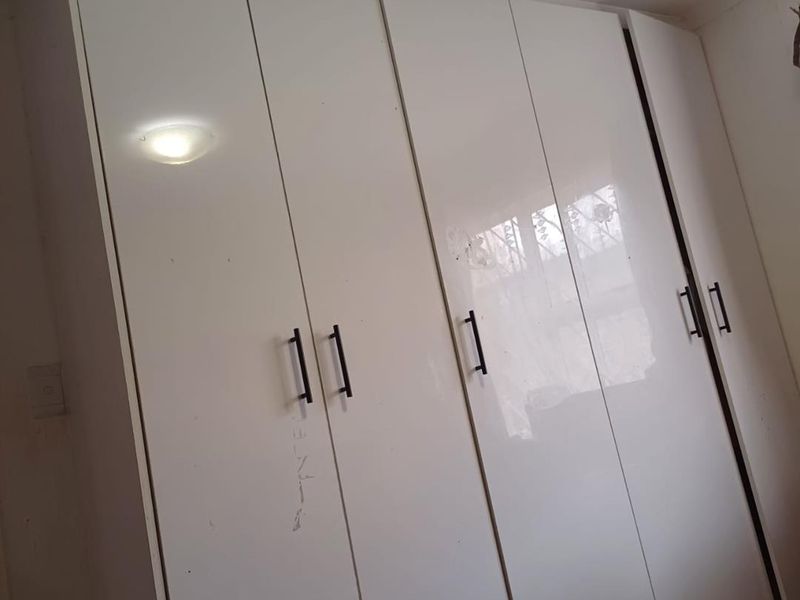 3 bedroom house in Thorn Valley for sale - Photo 10